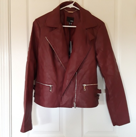 Womens Red Leather Jacket - Picture 3 of 4